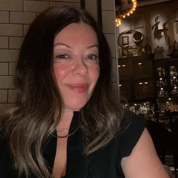 Meet your Posher, Vanessa - Picture 1 of 1